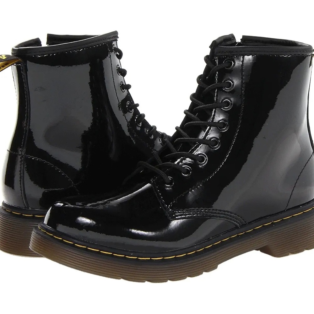 1460 Doc Marten Black Patent Junior Lace Up Fashion Boot (Little Kid)